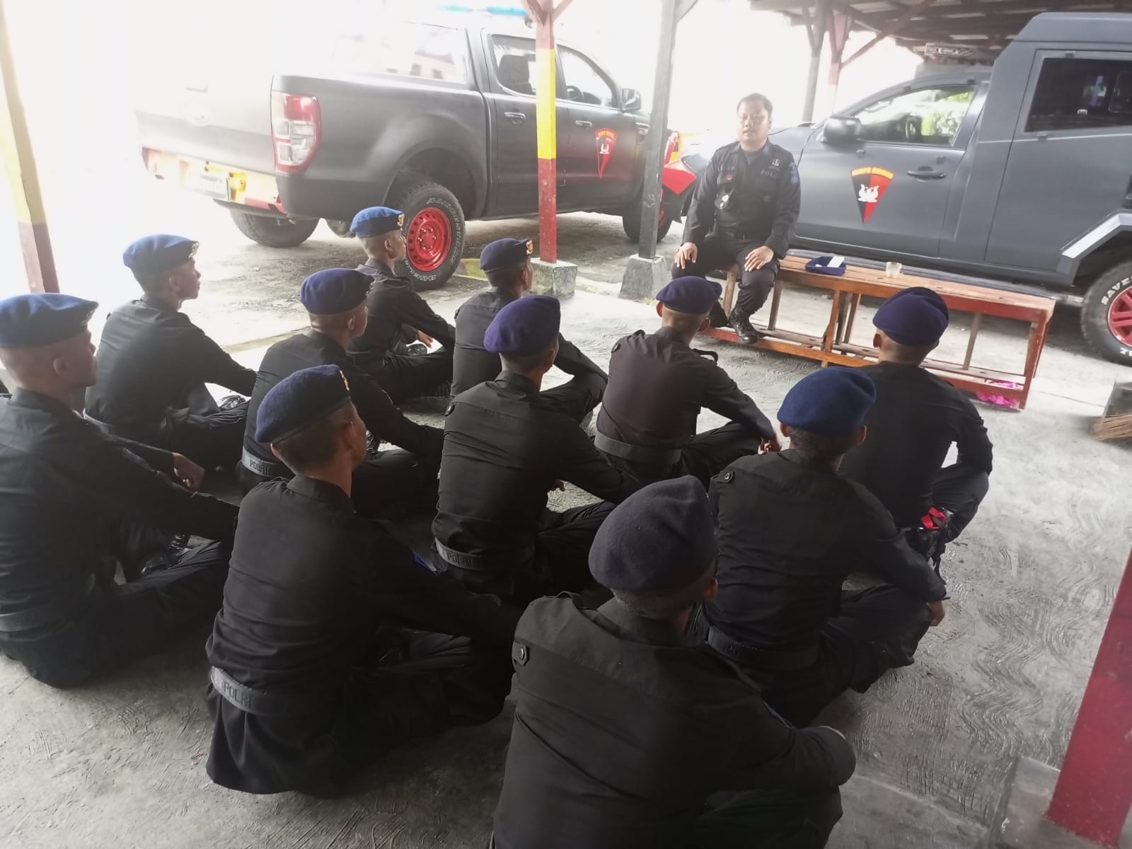 Bintara dan Tamtama Remaja Satbrimob Polda Banten Mengikuti Jam Arahan Pimpinan
