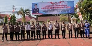 Kapolres Sinjai Pimpin Apel Gelar Pasukan Dalam Rangka Ops Keselamatan 2022