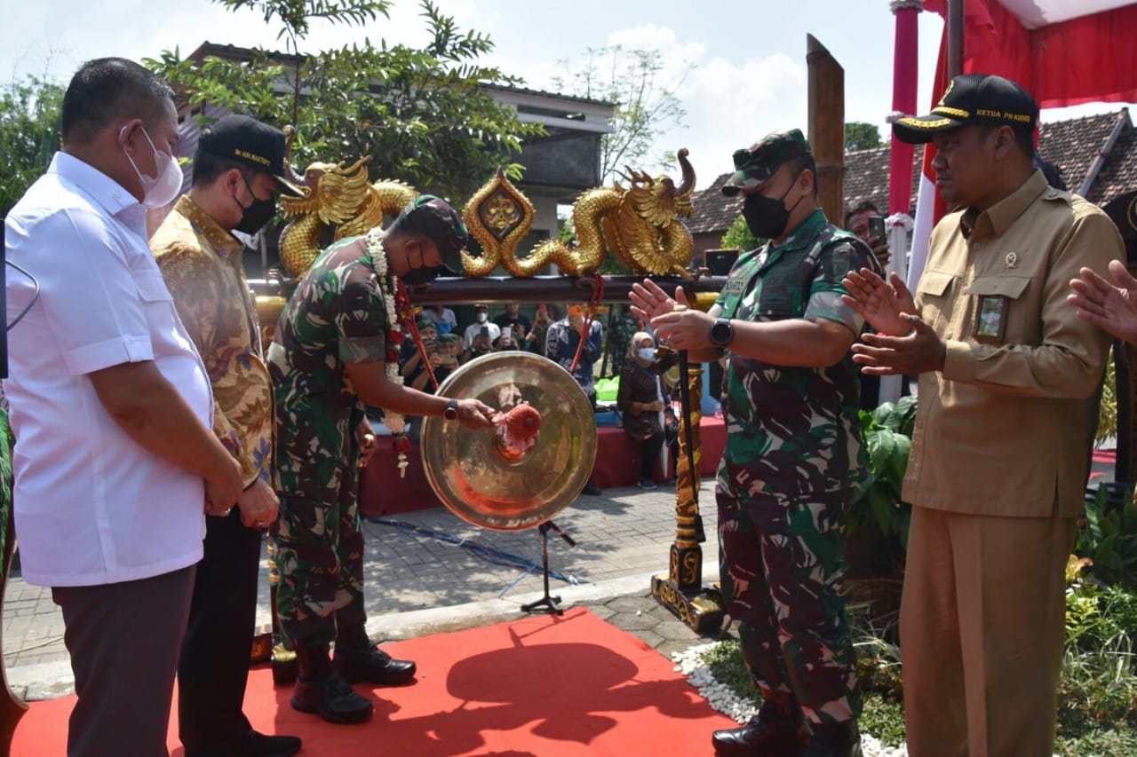 Canangkan Kampung Pancasila