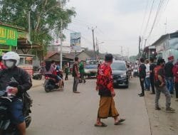 Ormas KKPMP Bersama Komunitas Naga Hitam, Berbagi Ta’jil di Korelet
