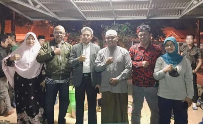 Kader Partai Gelora dan Calon Anggota Dewan DPR-RI Partai Gelora Gelar Acara Buka Puasa Bersama Jalin tali silaturahmi.