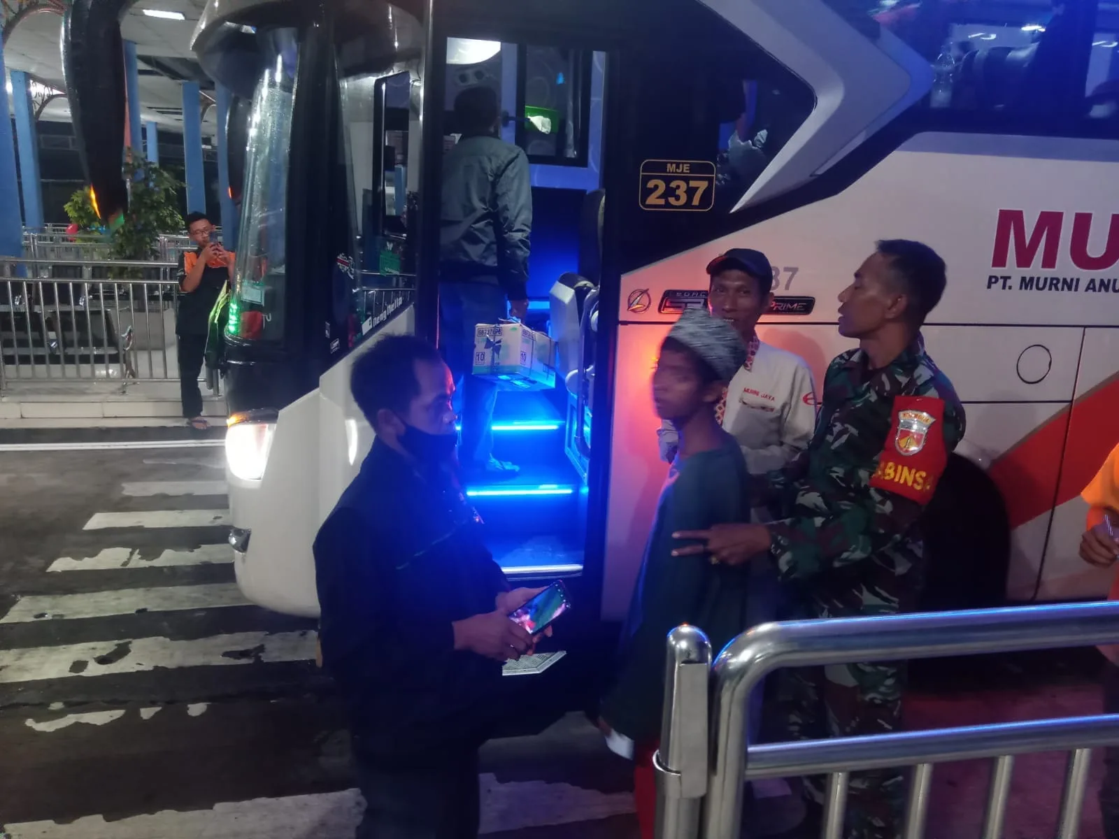 Maniak Game Online Terlantar