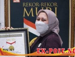 Rezita Meylani Yopi Bupati Termuda dan Tercantik di Indonesia, Masih Berumur 27 Tahun Pecahkan Rekor MURI