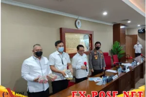 Mendagri Tinjau Pembangunan TPST Kesiman Kertalangu Jelang G20