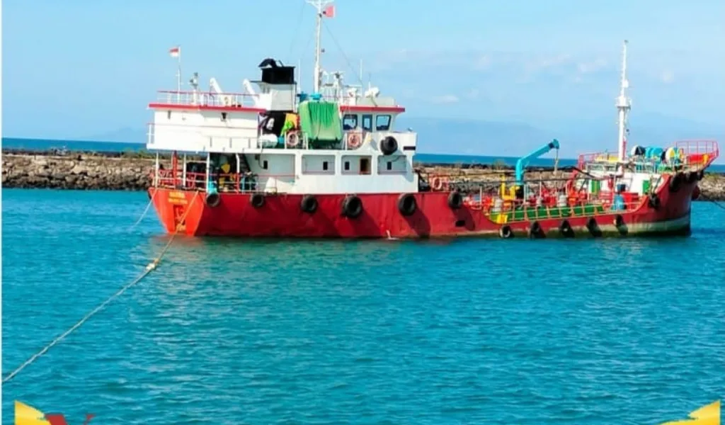 Tanker Bermuatan BBM Ilegal Diamankan Dit Polairud Polda NTB