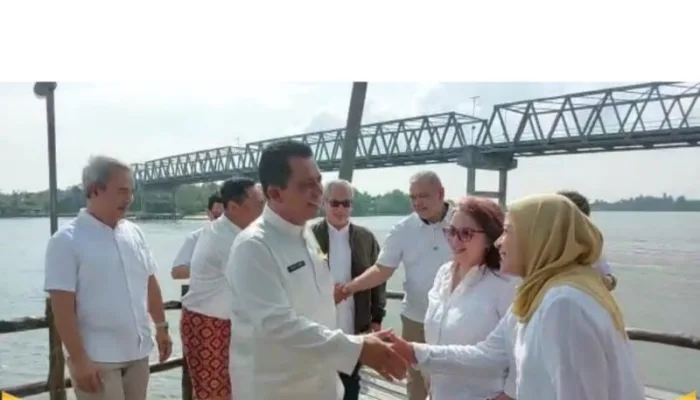 Gubernur Ansar Hadiri Langsung Pengarahan Presiden Jokowi Untuk Pengendalian Inflasi