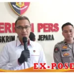 Dianiaya Keponakan Saat Salat