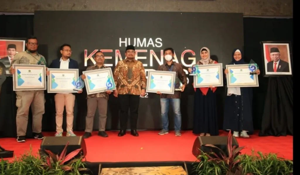 Akhir Tahun 2022, Kemenag Beri 18 Penghargaan ke Humas dan Insan Media