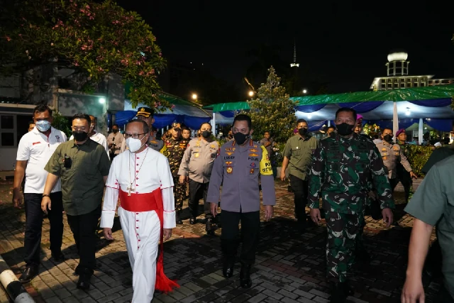 Panglima TNI Tinjau Pengamanan