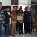 Diduga Tanpa Busana, Tokoh Agama dan Masyarakat Minta Sekdes Ketiwijayan Dicopot