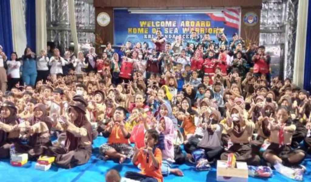 TNI Terjunkan Tim Psikososial, Bantu Penyintas Tragedi Plumpang