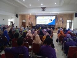 Ratusan Mahasiswa IAIB Bogor Ikuti Kuliah Umum