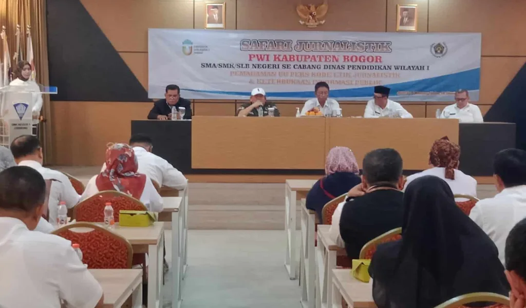 Safari Jurnalistik ke-8, PWI Kabupaten Bogor Berbagi Ilmu ke Puluhan Kepsek SMA/SMK