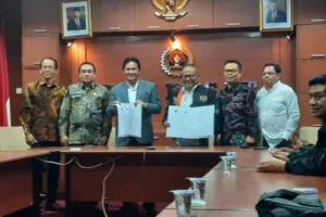 PWI dan DKPP Teken MoU Sosialisasi, Publikasi Edukasi dan Desiminsi KEPP