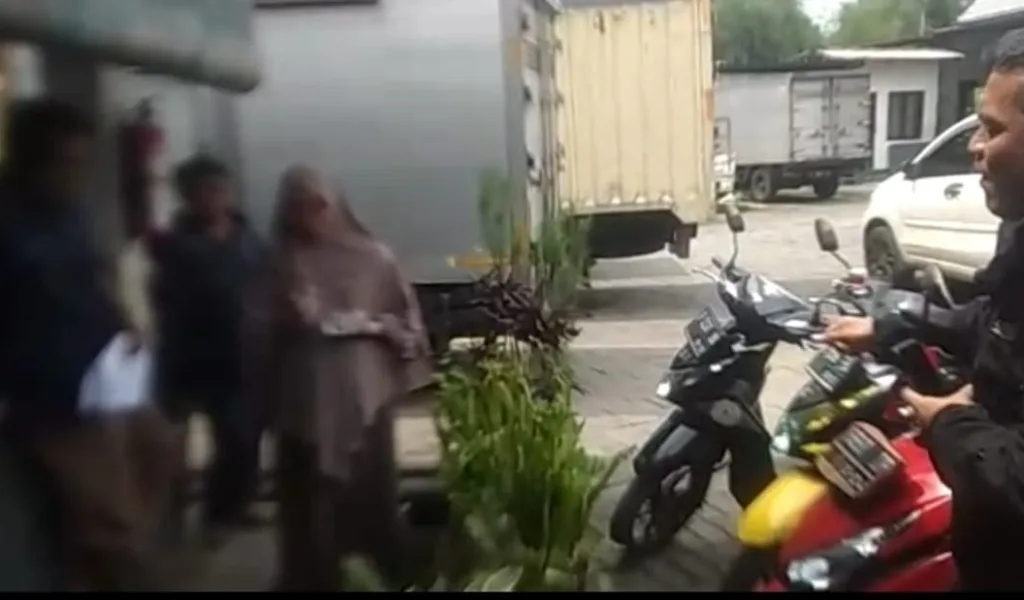 Soroti Dugaan Air Kemasan Berbau, Nirwana Tirta Somasi KPKN Bogor Raya