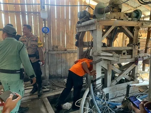 Delapan Orang Warga Kabupaten Bogor Terjebak Di Dalam Lobang Penggalian Emas