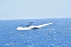 TNI Kerahkan Kapal Perang Bikin Kocar-Kacir Pasukan Musuh