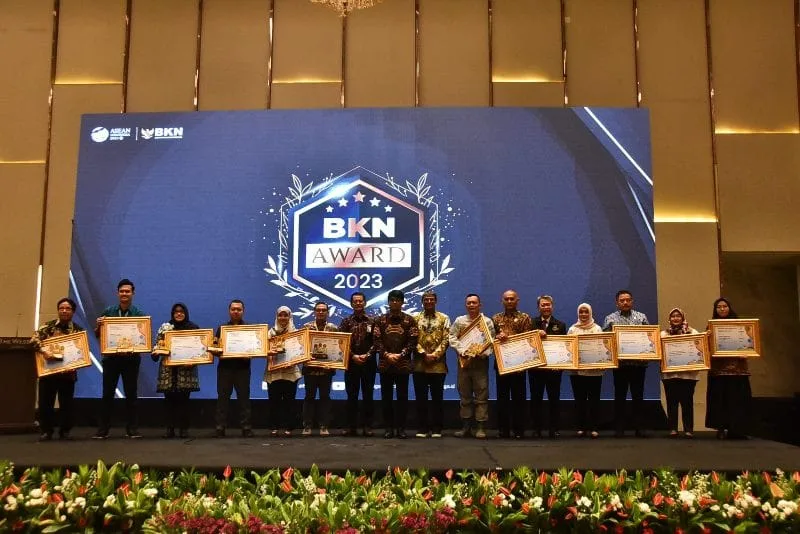 Kembali Raih BKN Award