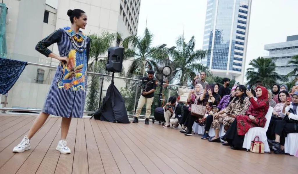 Road show to Hari Batik Nasional