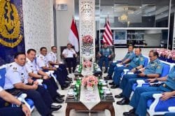 Perkuat Sinergi Dengan TNI AL, Kepala Bakamla RI Bertemu Kasal ?