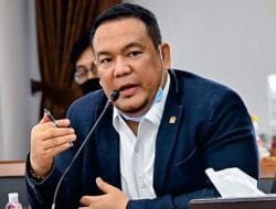 PT ITTS Terbakar, Yulian Gunhar Minta Hentikan Sementara Operasional