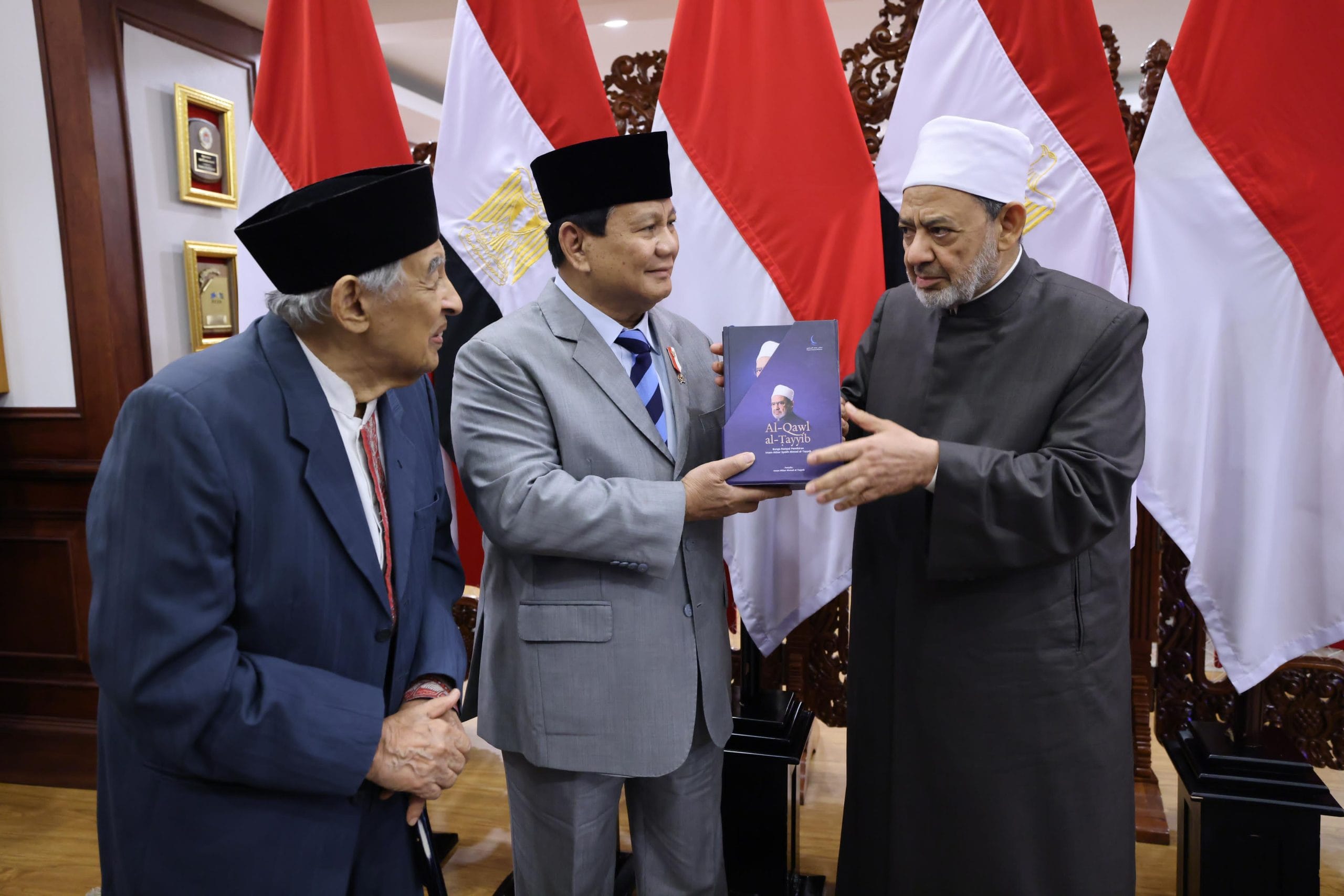menhan prabowo sambut