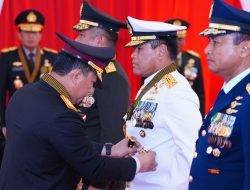 Panglima TNI Terima Penganugerahan Bintang Bhayangkara Utama