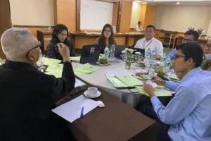 Aninggelldivita : Inspirasi Pengusaha Muda Media