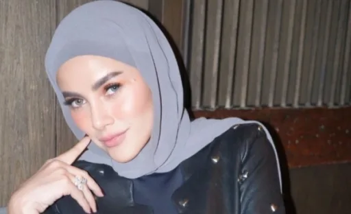 Olla Ramlan Jadi Sorotan karena Penampilannya