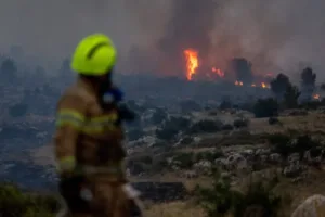 Israel Minta Bantuan