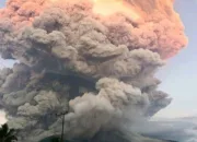 Erupsi Gunung Lewotobi Laki-Laki, Status Tetap Awas